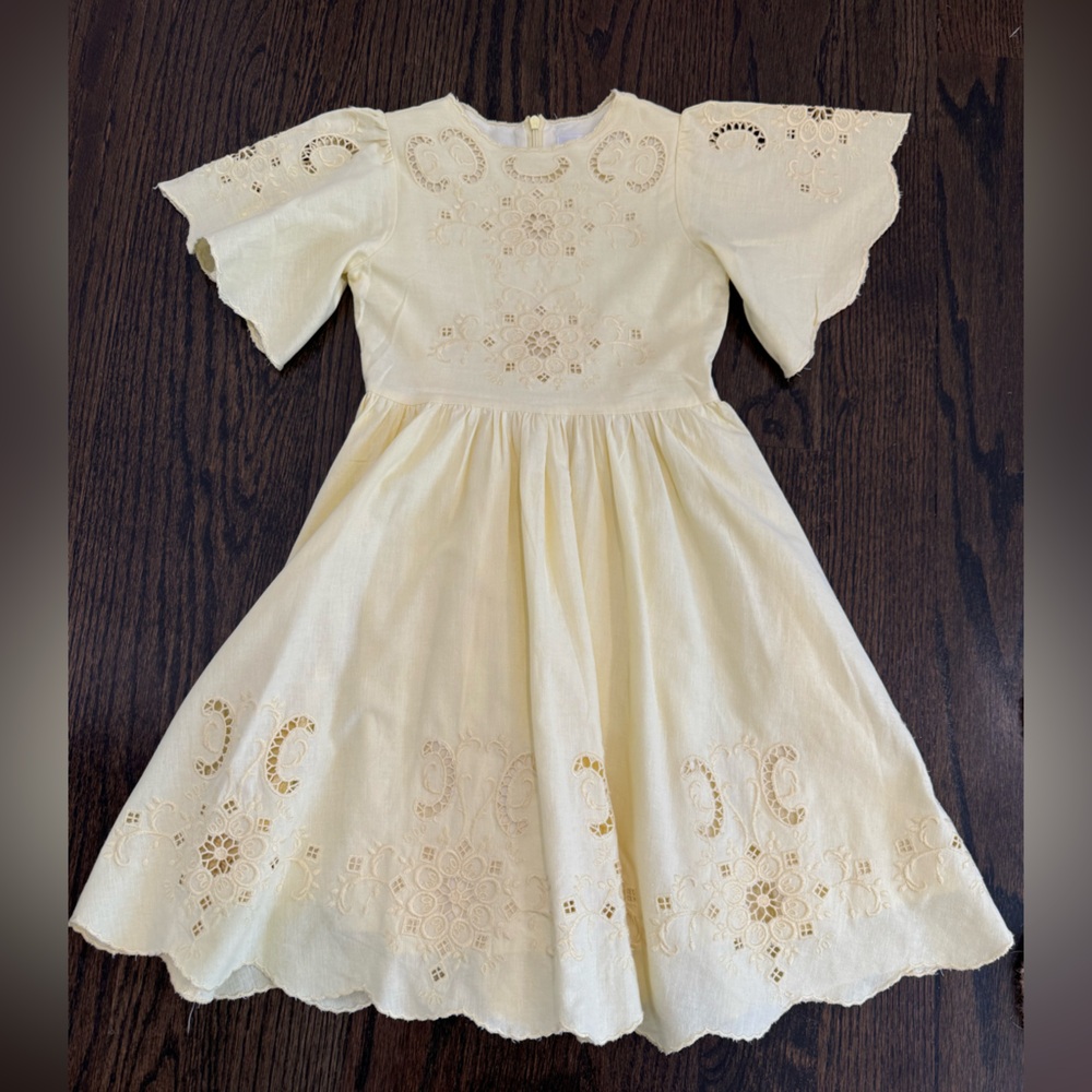 Petite Amalie linen yellow dress